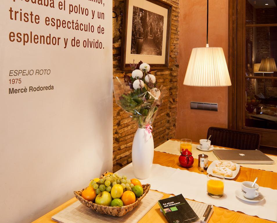 Apartamentos La Casa De Les Lletres Barcelona Exterior foto